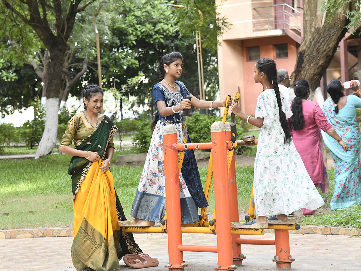 Karthika Masam 2025 : Vanabhojanalu In Bhavani Island Vijayawada11