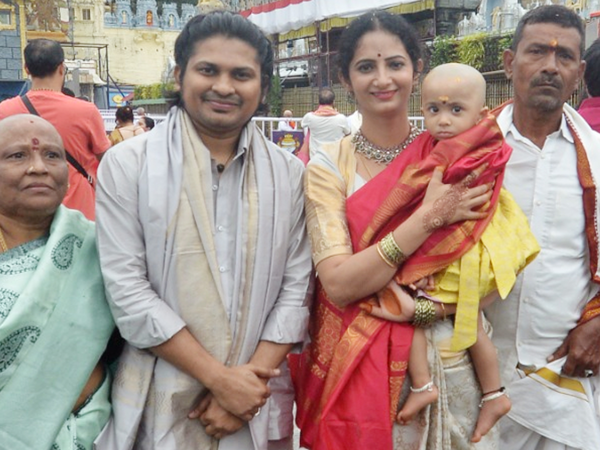 Prabhas' younger sister in Tirumala Srivari Seva (Photos)15