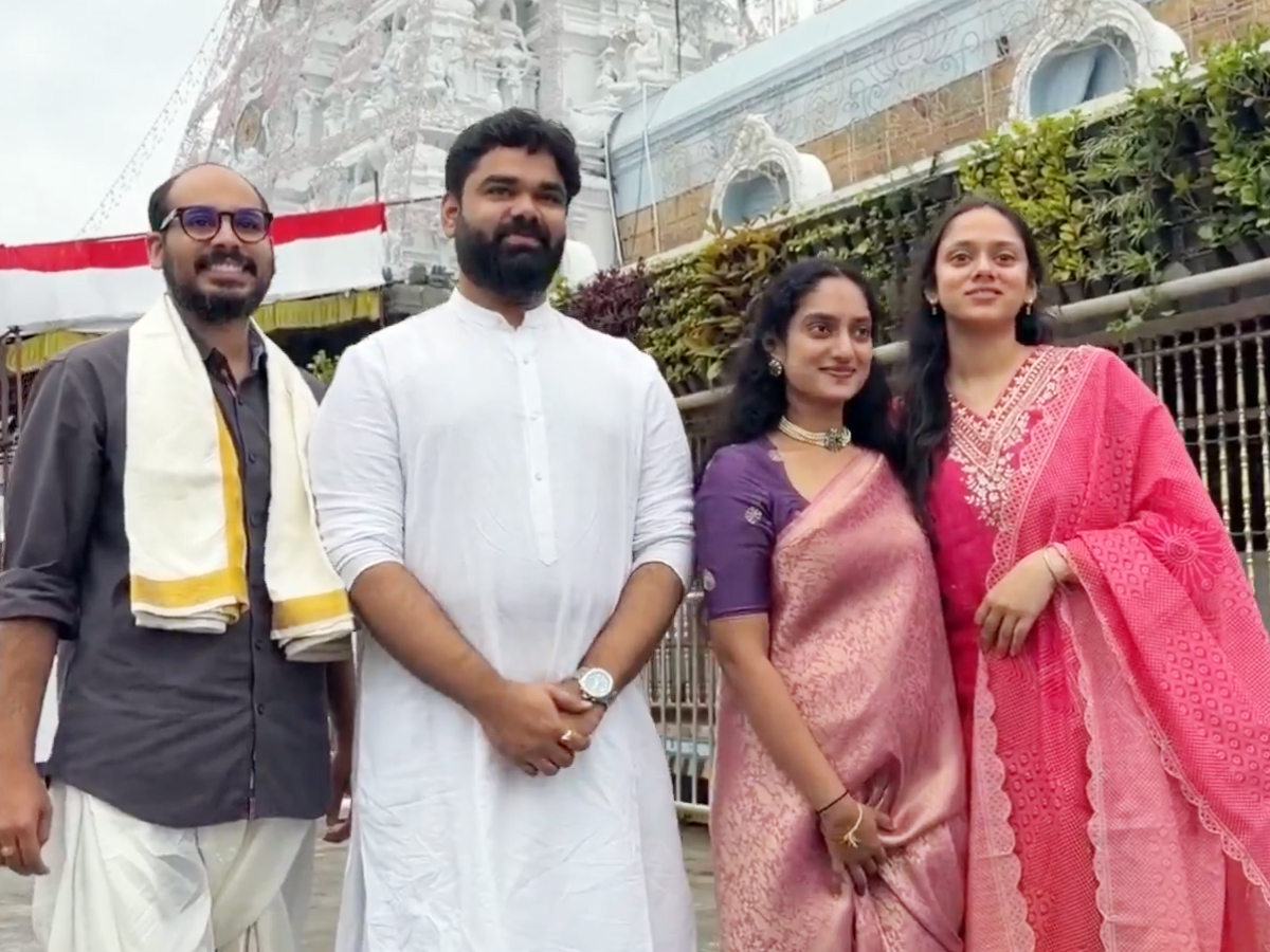 Prabhas' younger sister in Tirumala Srivari Seva (Photos)7