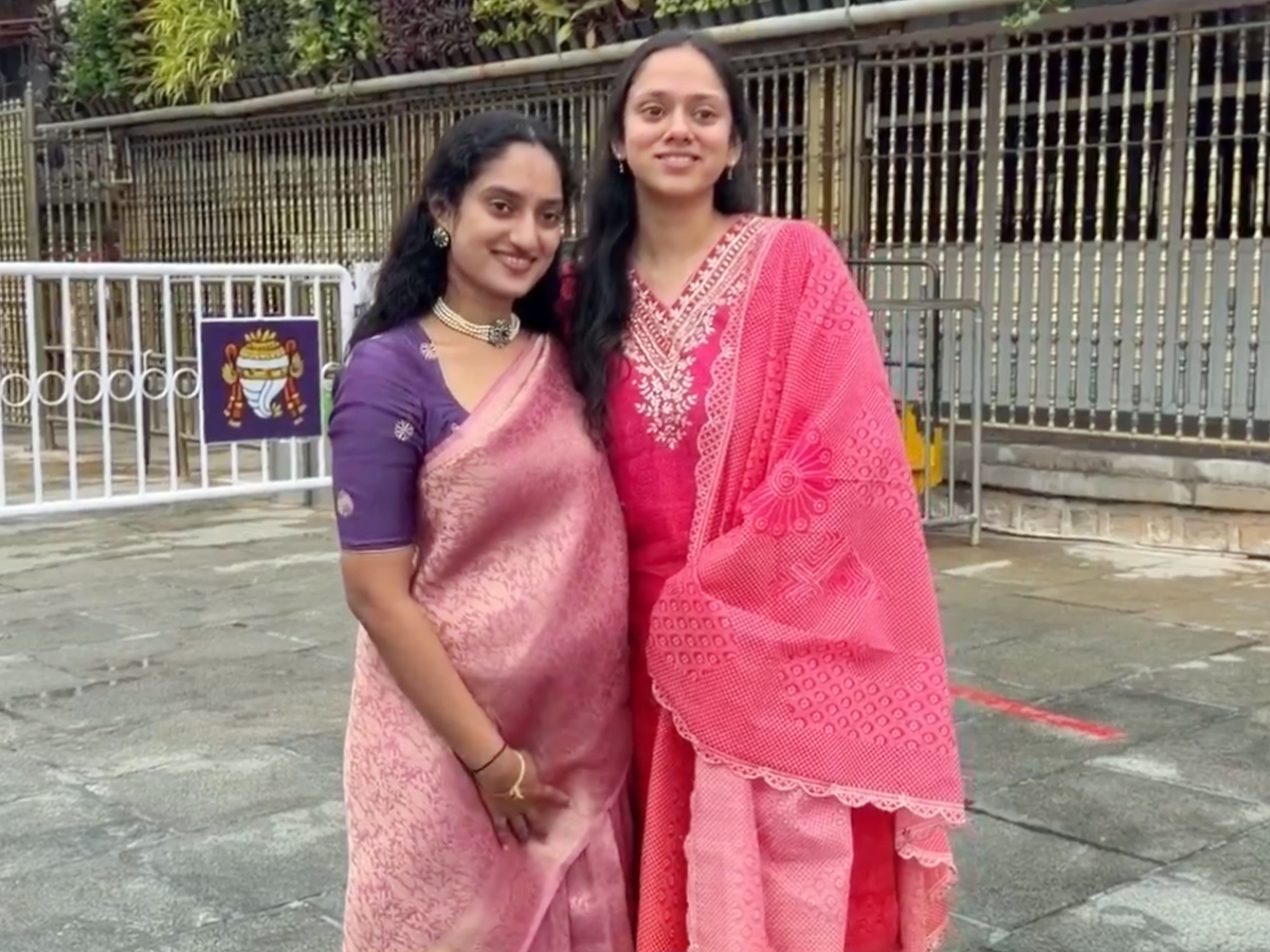 Prabhas' younger sister in Tirumala Srivari Seva (Photos)9