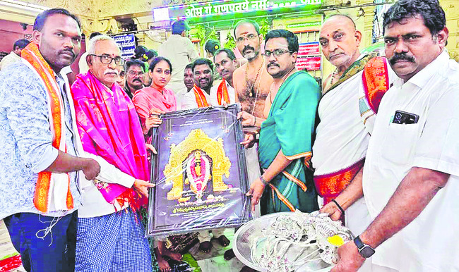 పోలీస్ గ్రీవెన్స్కు 5 అర్జీలు 1