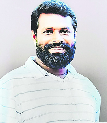 ఫీజు రీయింబర్స్మెంట్పై ఎస్ఎఫ్ఐ ధర్నా 1