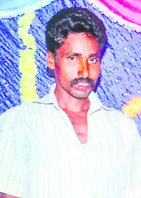 ఫీజు రీయింబర్స్మెంట్పై ఎస్ఎఫ్ఐ ధర్నా 2