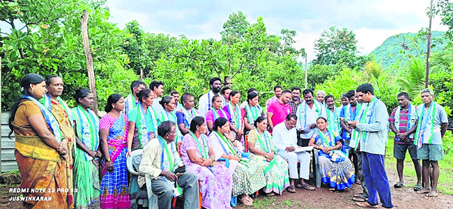 కోటి సంతకాలతో ప్రైవేటీకరణను అడ్డుకుందాం 1