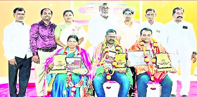 శిష్యుల ఉన్నతి గర్వకారణం  1
