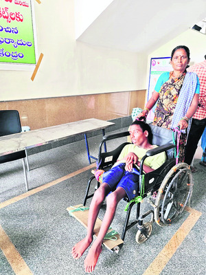 దరఖాస్తులకు సత్వర పరిష్కారం1