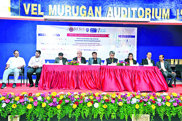 ●ఆరోగ్య శిబిరాలు 
1