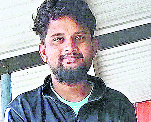 రోడ్డు ప్రమాదంలో యువకుడు మృతి 1