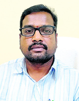 పచ్చివడ్లు అమ్మిన
1