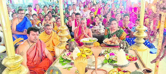 రైతులు అప్రమత్తంగా ఉండాలి
1