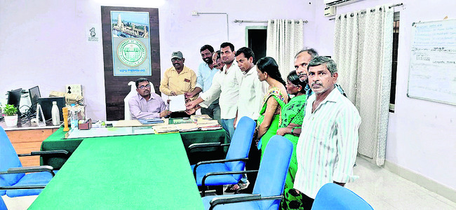 సమస్యల పరిష్కారానికి సత్వర చర్యలు1