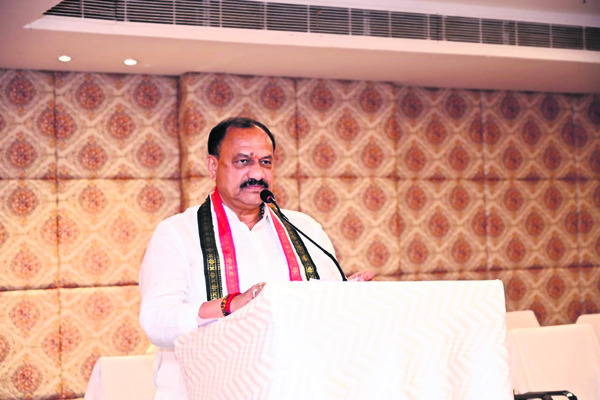 ప్రభుత్వ పథకాలపై ప్రజల్లో విశేష స్పందన1