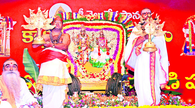 ఇలకై లాసం.. కార్తీక శోభితం1