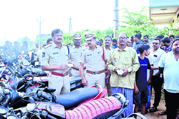 నాణ్యమైన సేవలతో వ్యాపారాభివృద్ధి2