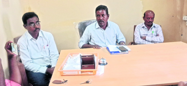 దళిత సంఘాల ఆందోళన 2