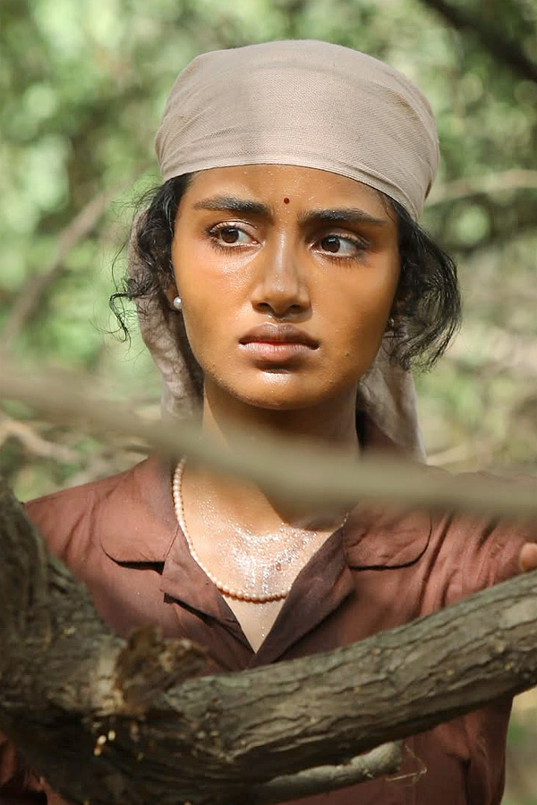 Actress Anupama Parameswaran Without Makeup In Bison Movie Photos14