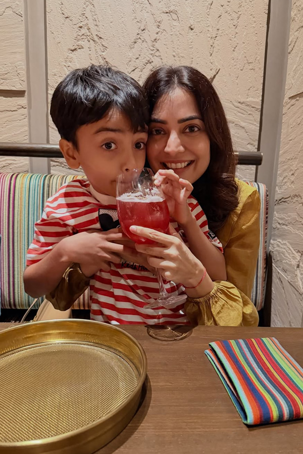 Actress Nisha Agarwal son Birthday celebrations Photos2