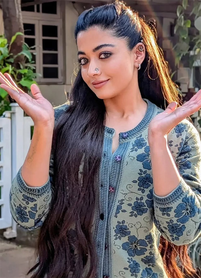 Actress Rashmika Mandanna At Thama Movie Working Stills HD11