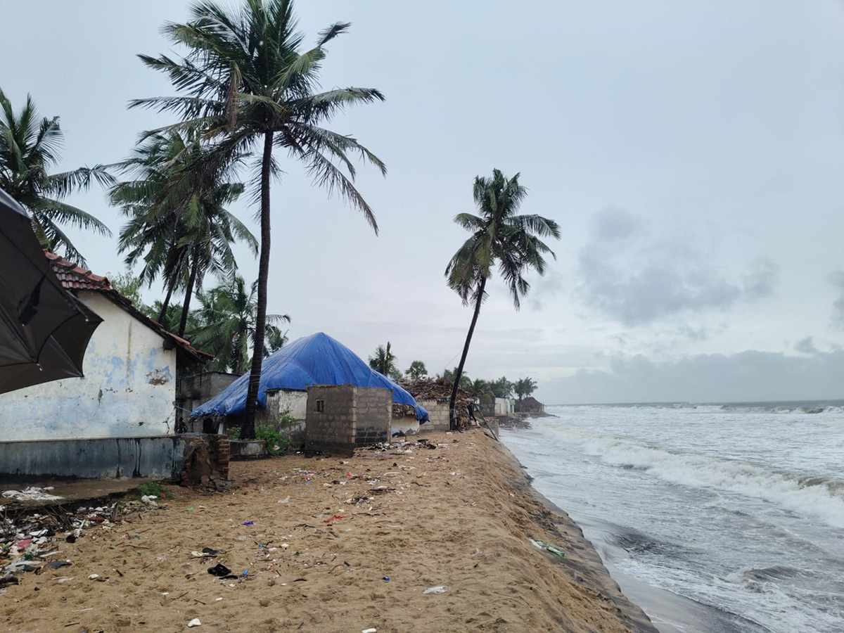 Montha Cyclone : Dangerous Situation at Uppada Beach Road Kakinada18