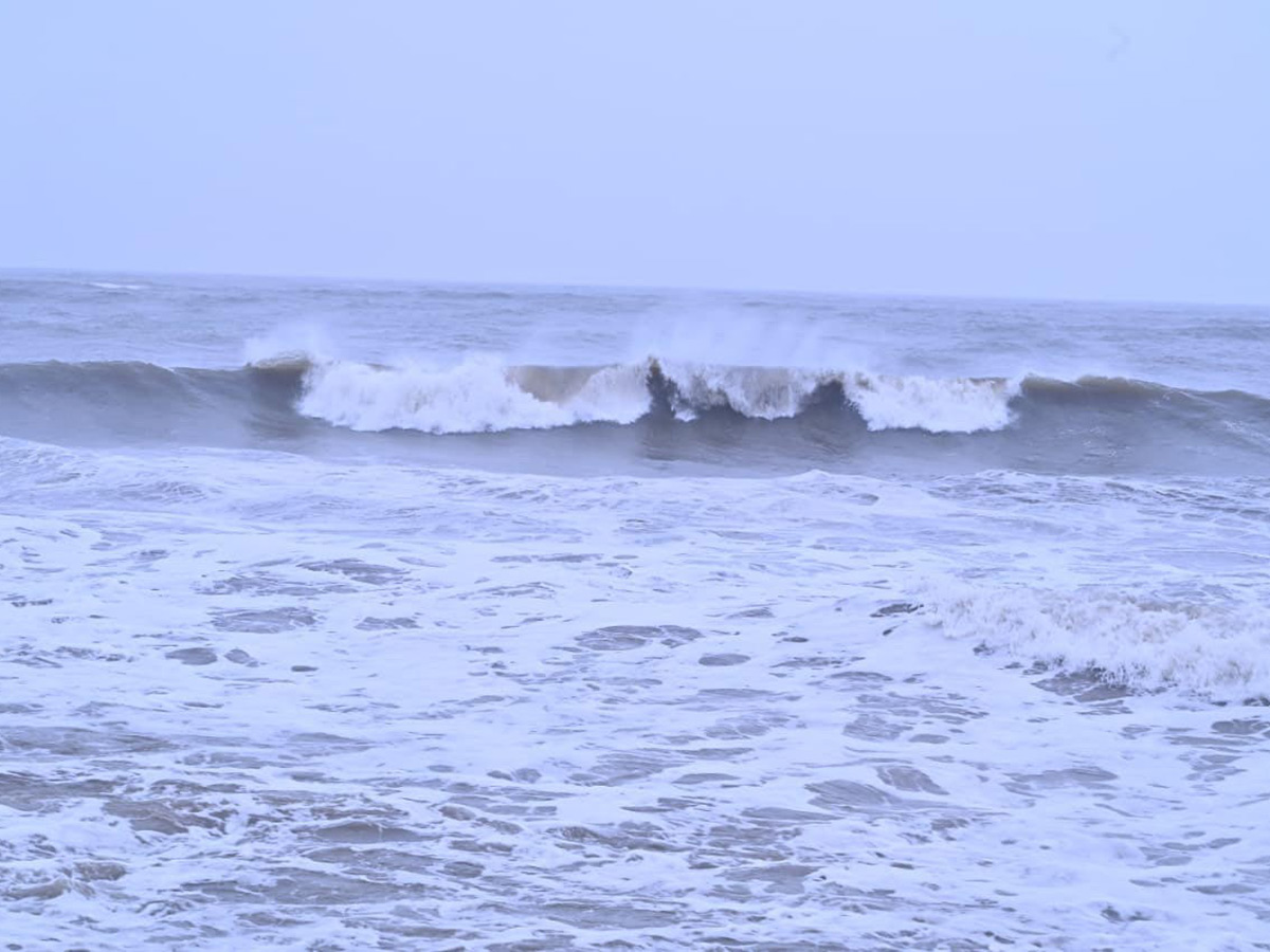 Montha Cyclone : Dangerous Situation at Uppada Beach Road Kakinada24