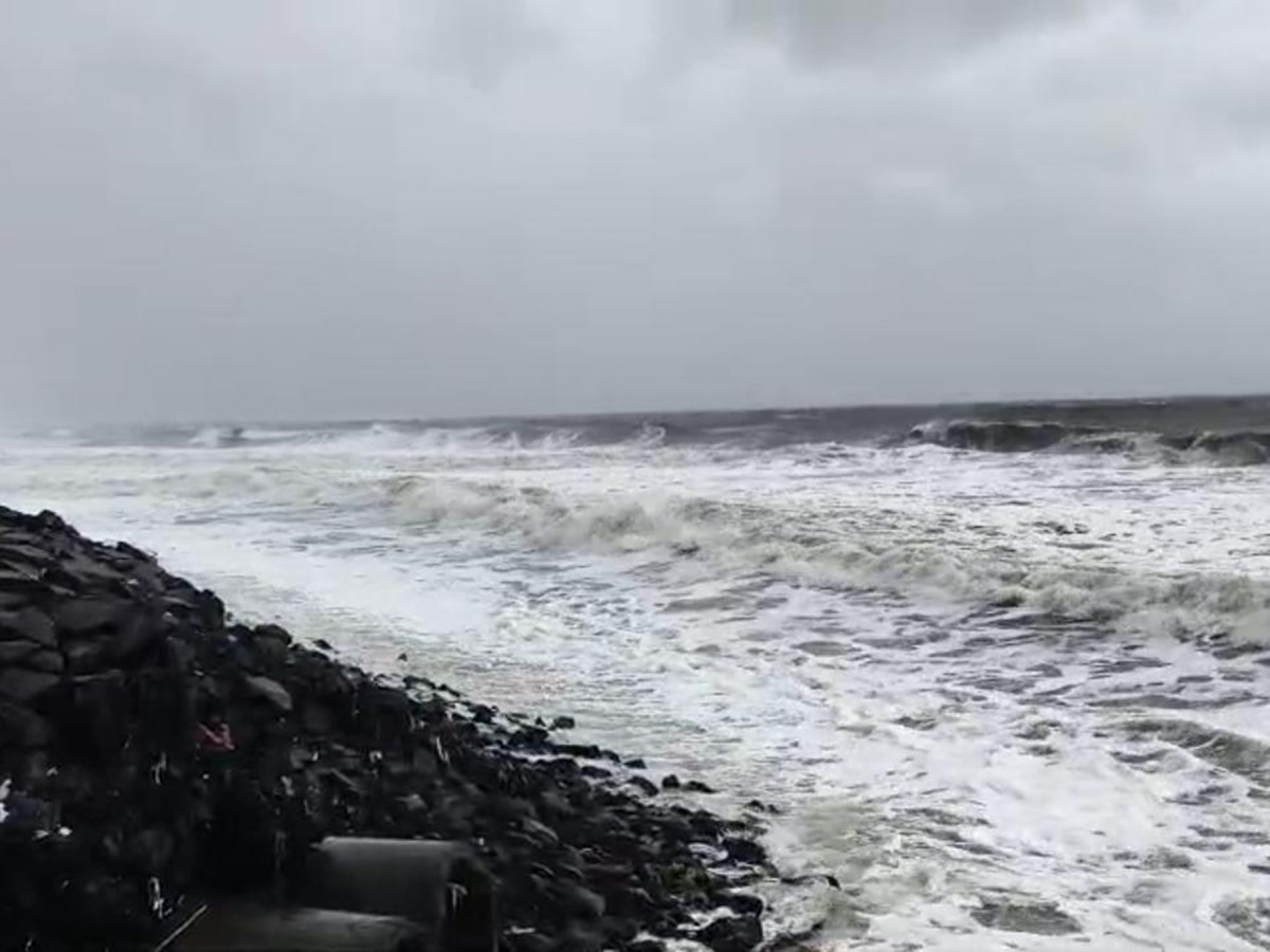 Montha Cyclone : Dangerous Situation at Uppada Beach Road Kakinada4