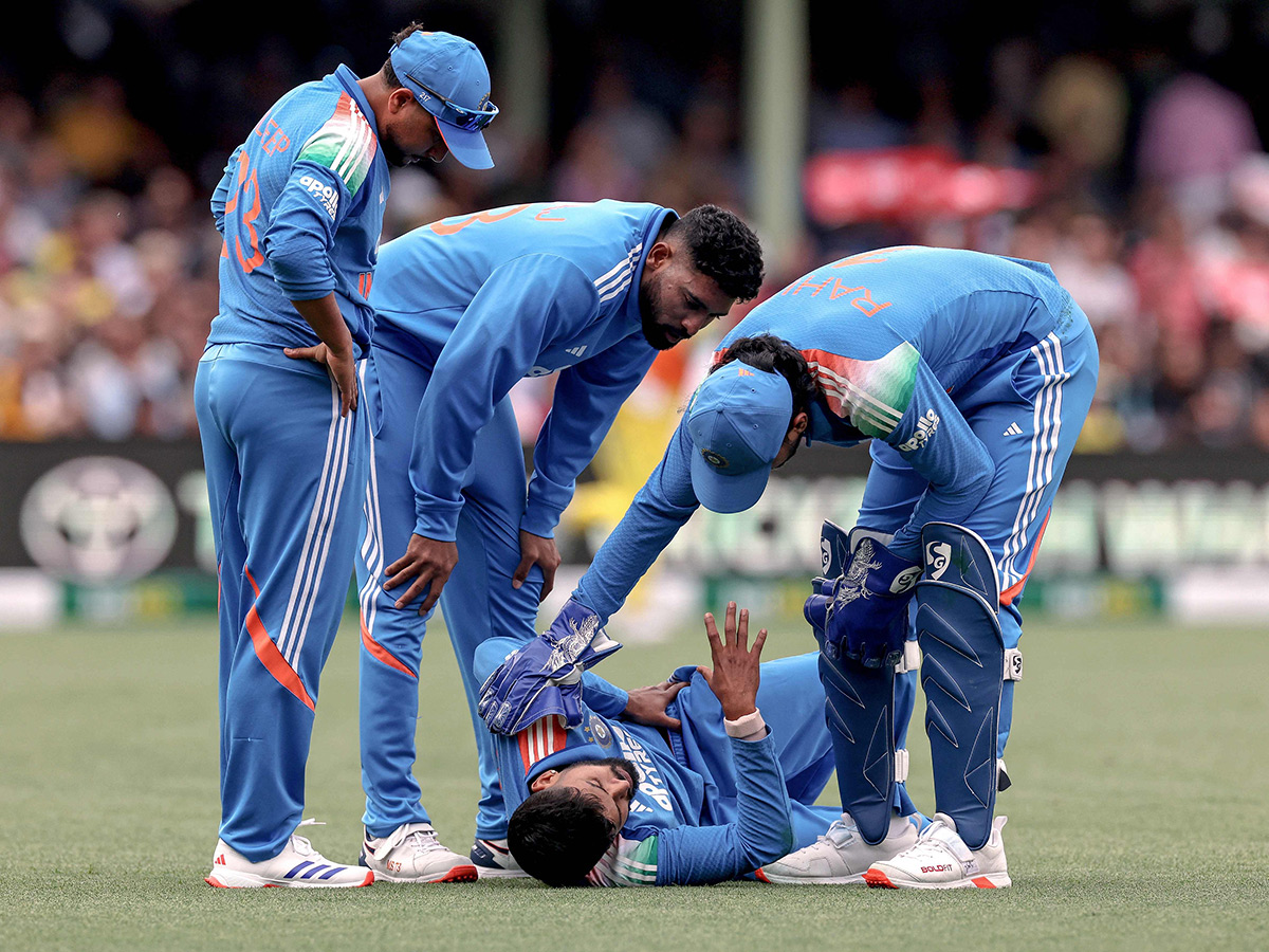Shreyas Iyer taking a catch in which he was injured with a lacerated spleen13