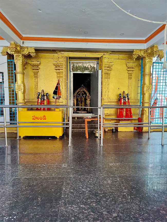 Sri Kurumurthy Venkateswara Swamy Temple Ammapuram Photos10