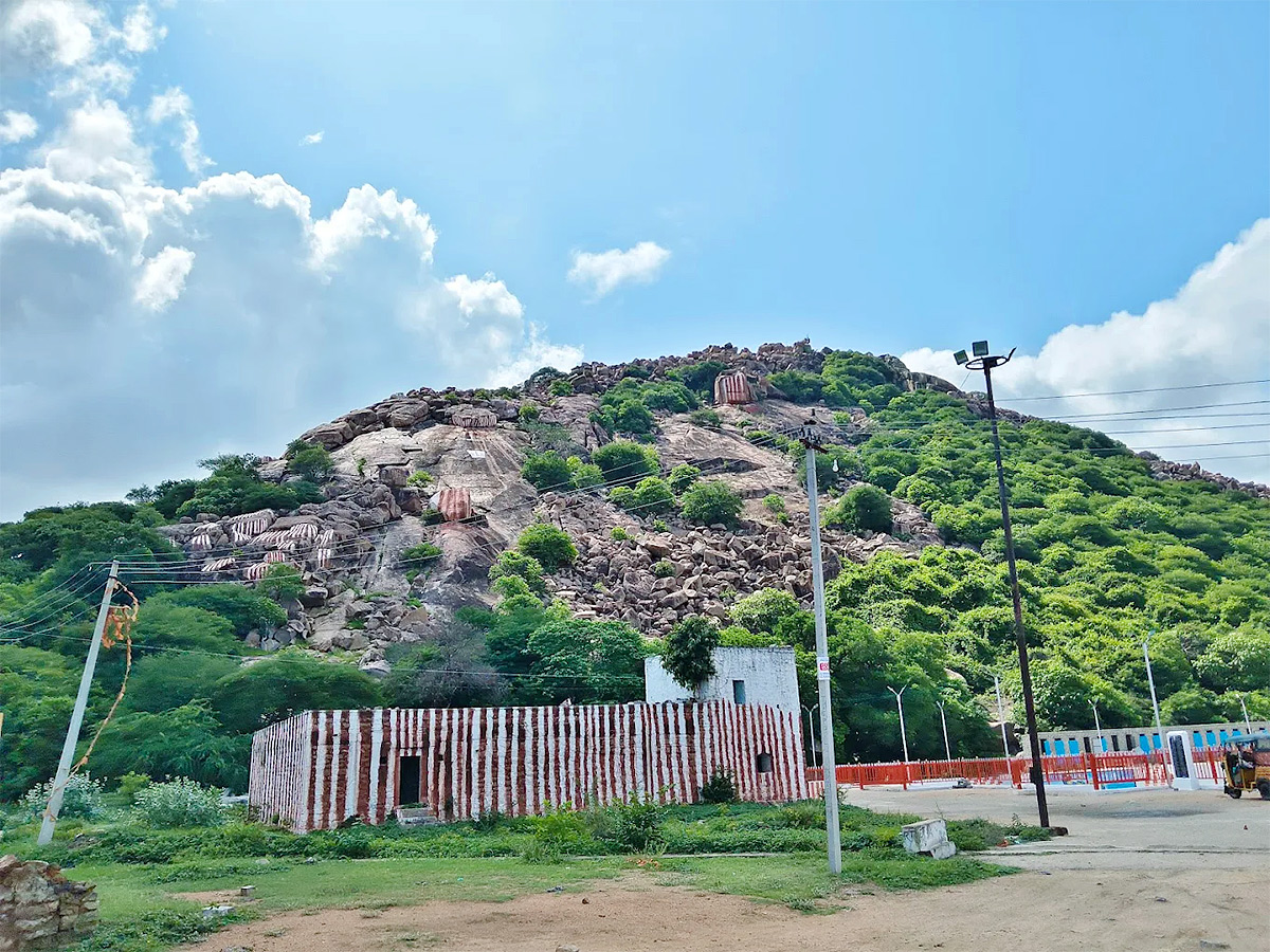 Sri Kurumurthy Venkateswara Swamy Temple Ammapuram Photos18