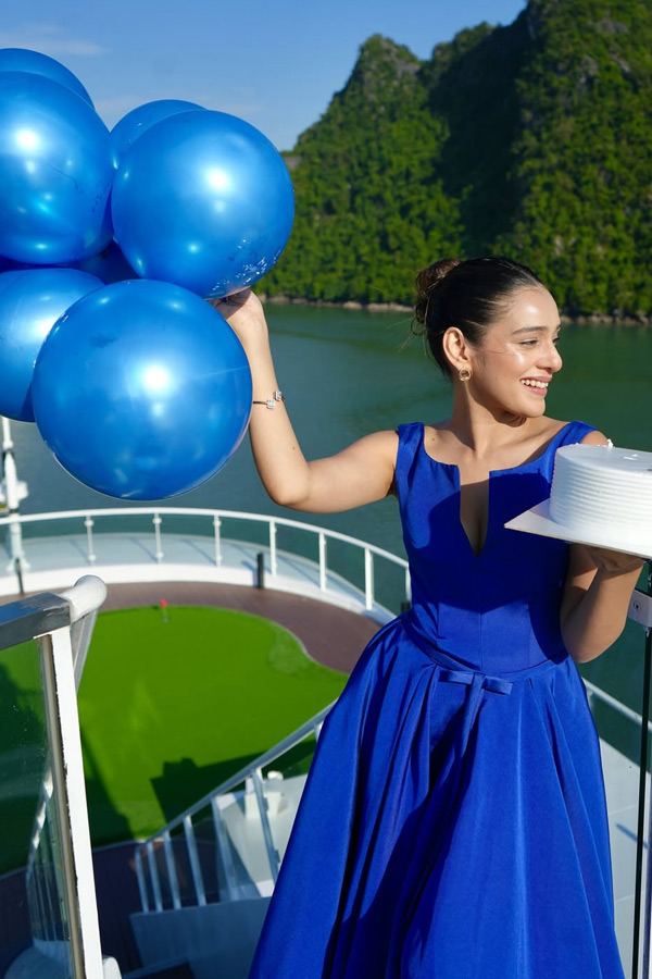 Yuzvendra Chahal Rumoured girlfriend RJ Mahvash Birthday Celebrations Photos6