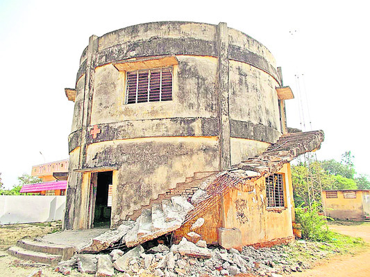 జీవనోపాధికి ప్రశాంత సాగరం బాటలు వేస్తుంది. ప్రధానంగా మత3