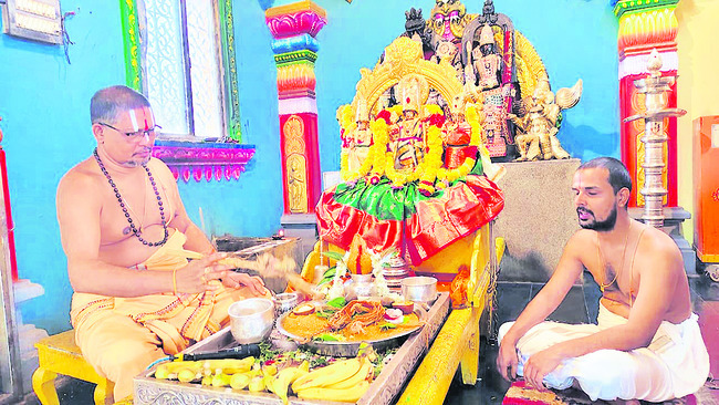 నేత్రపర్వంగా  రామయ్య నిత్యకల్యాణం2