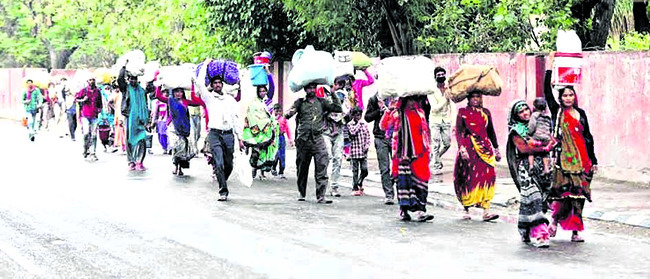 ఆగని ఉపాధి వలసలు1