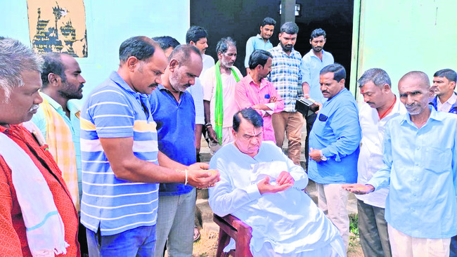 ‘రైతులకు ఇబ్బందులు  లేకుండా చూడాలి’
2