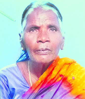 పనికి వెళ్తున్నానని చెప్పి..1