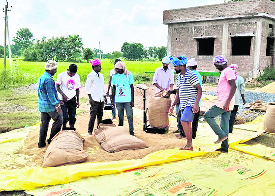 నైరుతి సీజన్‌ తొలినాళ్లలో కొంత వెనకబాటు ఎదురైనా ఆ తర్వా1