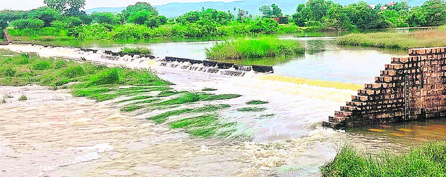 నిండుకుండల్లా.. ఆనకట్టలు2