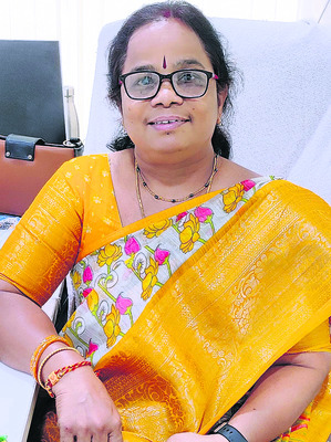 ఆడపిల్ల భారమవుతోందని..1