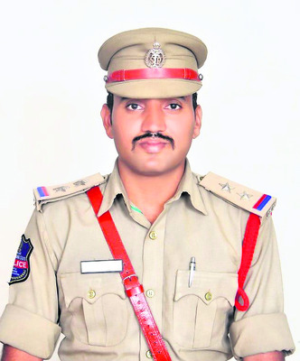 ఆడపిల్ల భారమవుతోందని..2