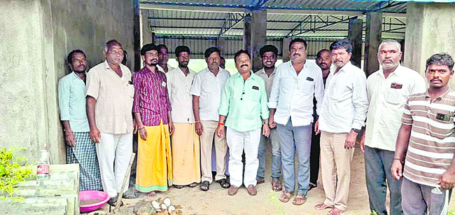 ‘ఫీజు’ బకాయిలు  విడుదల చేయాలి 
1