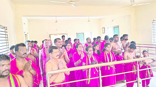 విగ్రహ ప్రతిష్ఠాపనోత్సవానికి వేళాయె..1