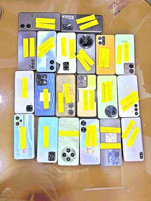 రోడ్డు ప్రమాదంలో వ్యక్తికి గాయాలు 2