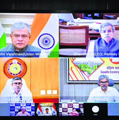 పునరావాస కేంద్రాలకు 118 మంది గర్భిణులు 3