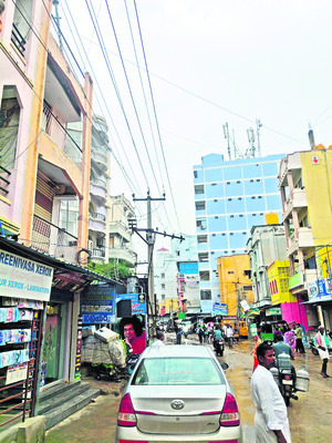 అనుమతులు కొంత.. అక్రమం కొండంత4