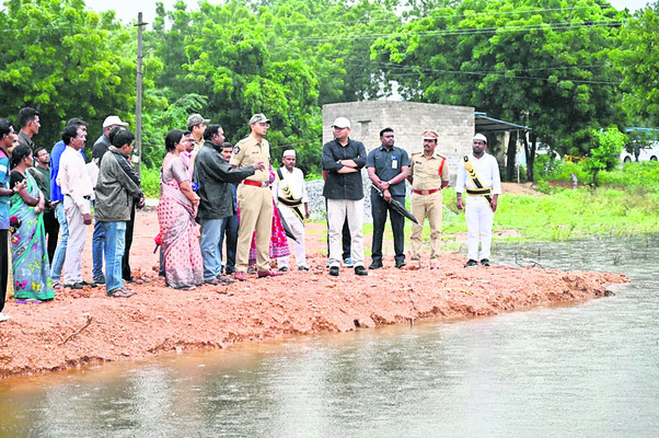ప్రజలు అప్రమత్తంగా ఉండాలి 1