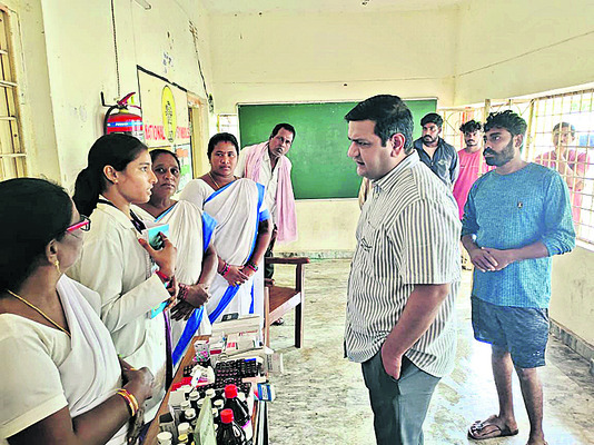 ఊళ్లూ నీళ్లూ ఏకమై..4