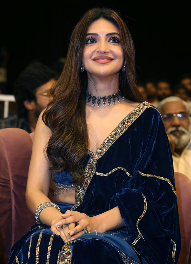 Actress Sreeleela At Mass Jathara Pre Release Event Photos18