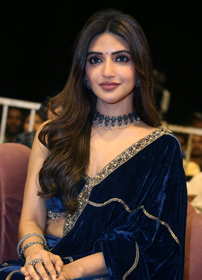 Actress Sreeleela At Mass Jathara Pre Release Event Photos6