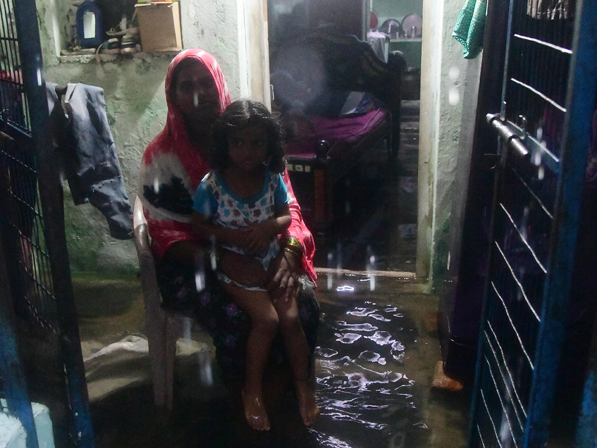 Cyclone Montha : Heavy Rainfall in Ongole12