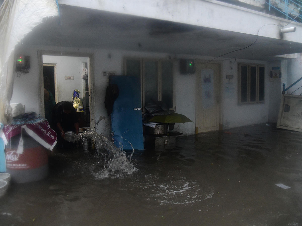 Cyclone Montha : Heavy Rainfall in Ongole17