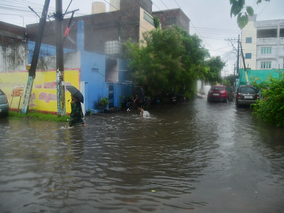 Cyclone Montha : Heavy Rainfall in Ongole20